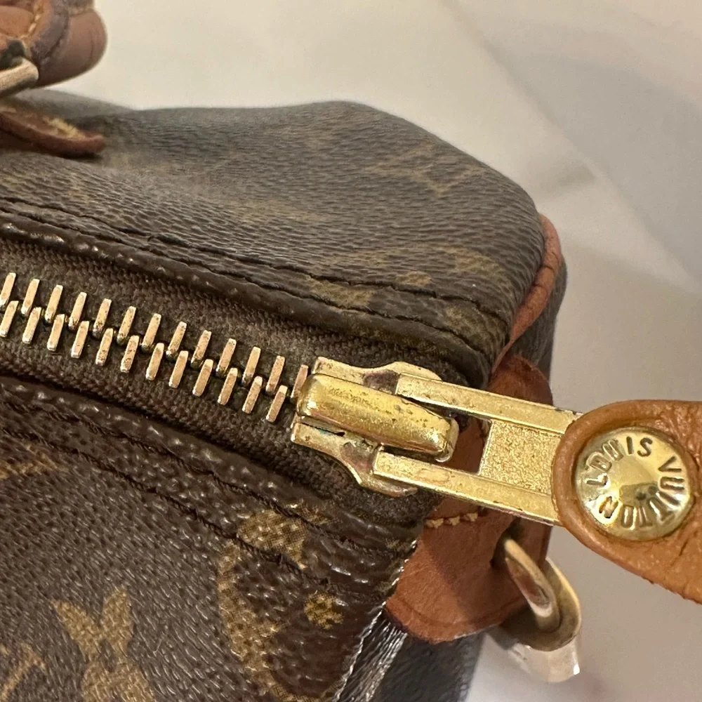 Louis Vuitton Monogram Speedy 25 - Picture 6 of 13